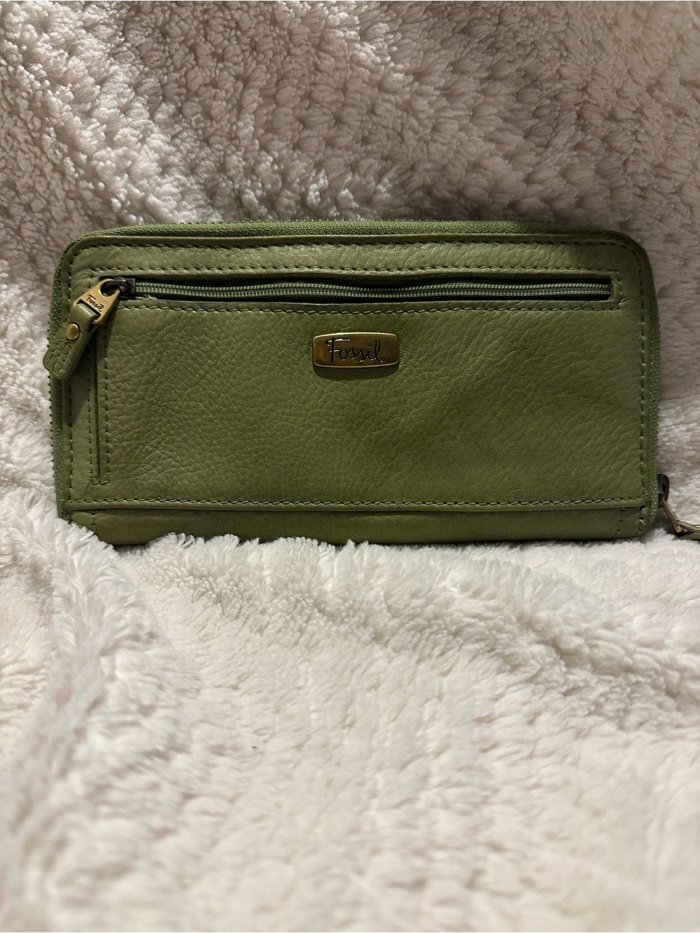 Fossil Olive Green Leather Zip-Around Wallet